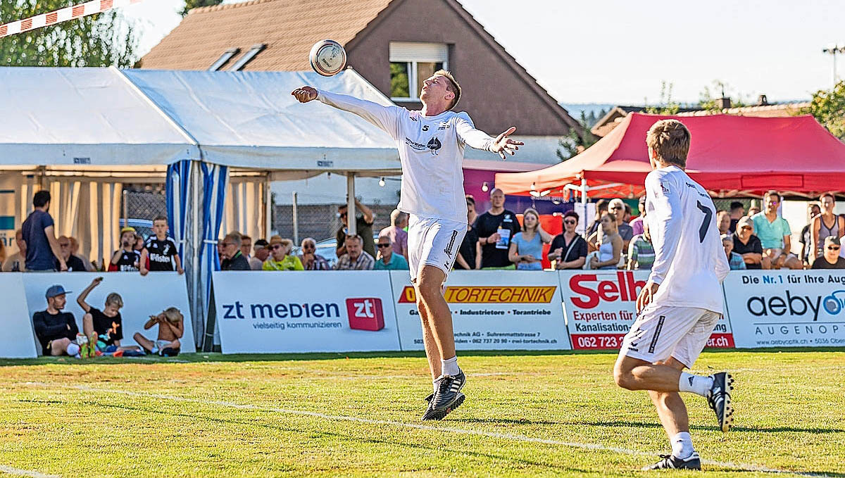 Faustball Abendturnier Oberentfelden Cupsieg als Ziel der Oberentfelder | Der Landanzeiger