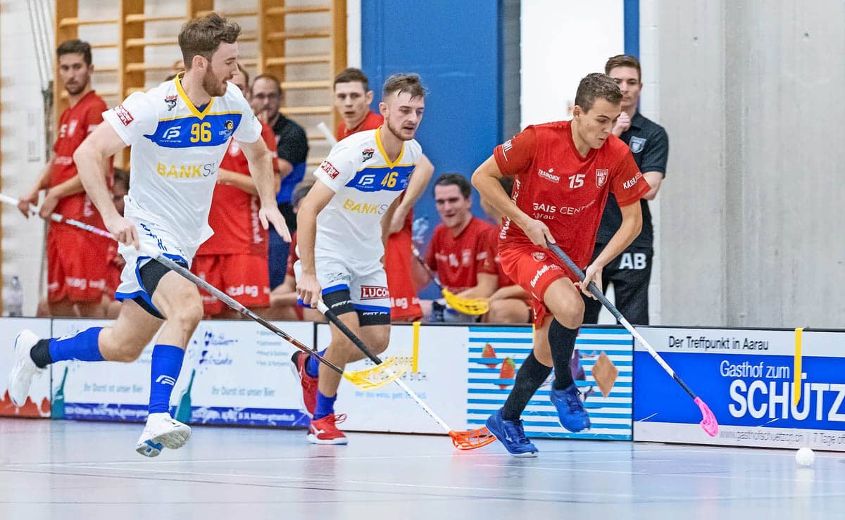 Team Aarau Männer Action Aarauer holen ersten Punkt | Der Landanzeiger